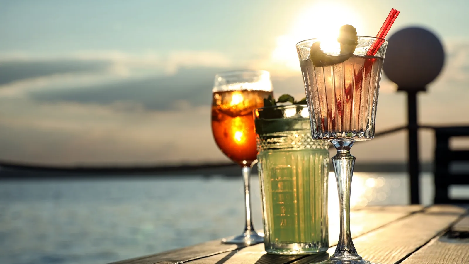 Jo Jo Apples Is Now JoJo's Beachside Cafe, With Its First Liquor License Since 2019