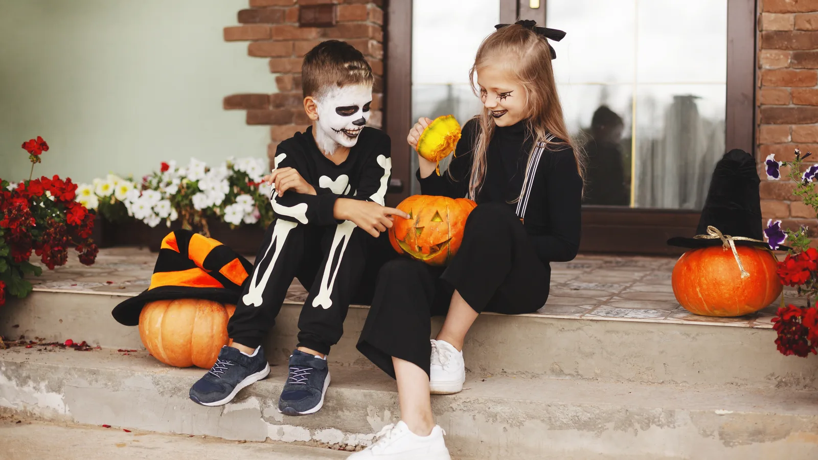 No Actors, No Jump Scares: Halloween House Opens Its New Home in Greenlawn