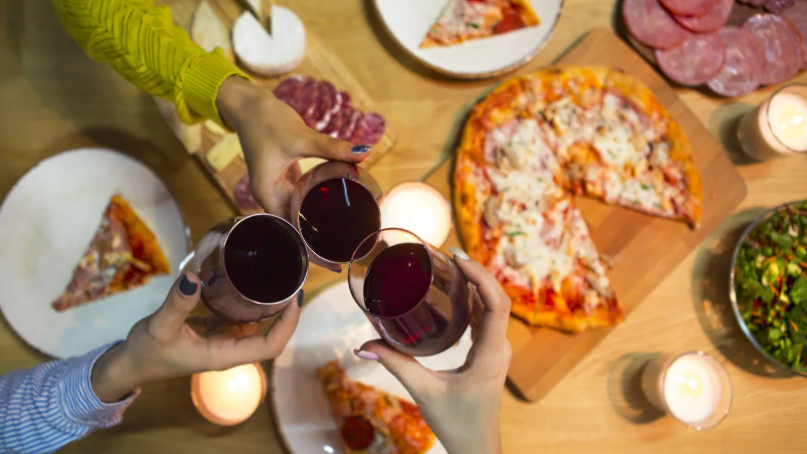 Leonardo's Pizza Has Fed Massapequa Since the 1970s. Now It Wants to Pour You a Glass of Wine.